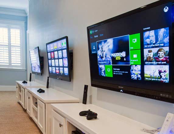 Game room with entertainment and streaming audio