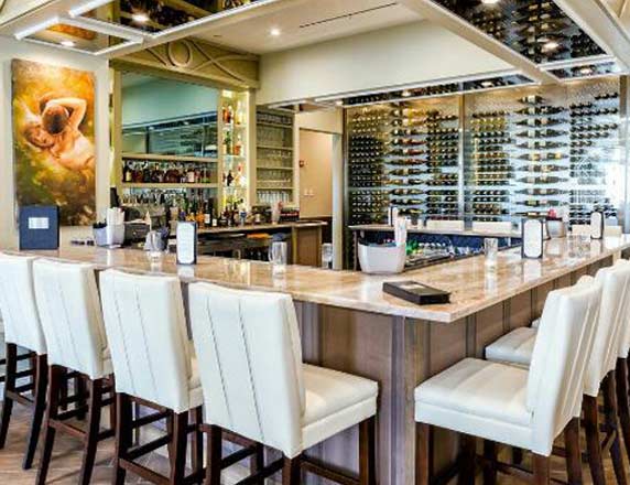 Restaurant Dining with distributed audio